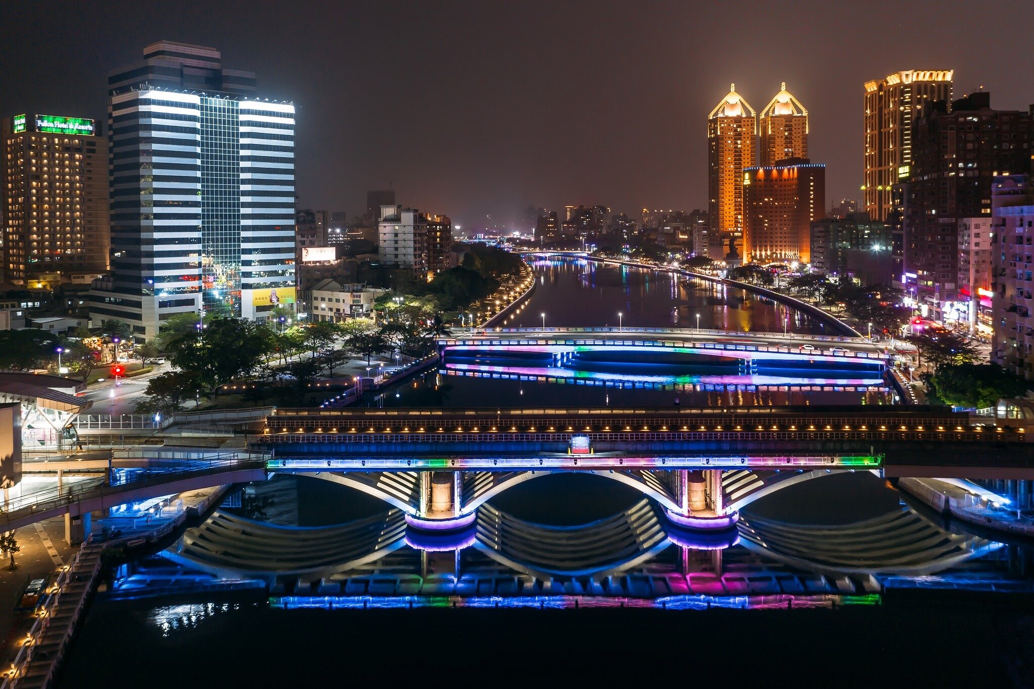 【愛河之光 · 由你決色】 今日投票結果：未來科技